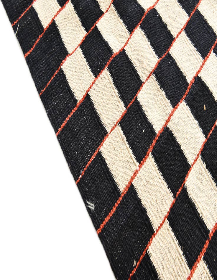 Detail image of 5' 7 x 7' 8  Hand Woven Kilim Modern Wool Rug