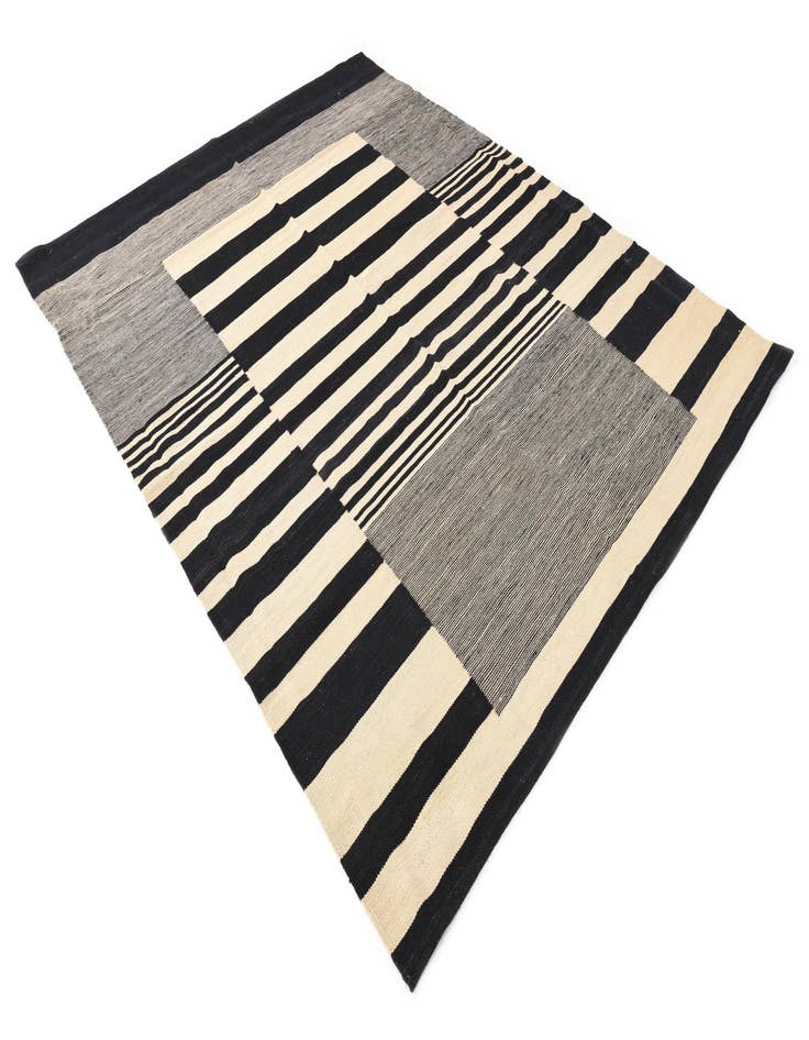 Detail image of 6' x 7' 7  Hand Woven Kilim Modern Wool Rug