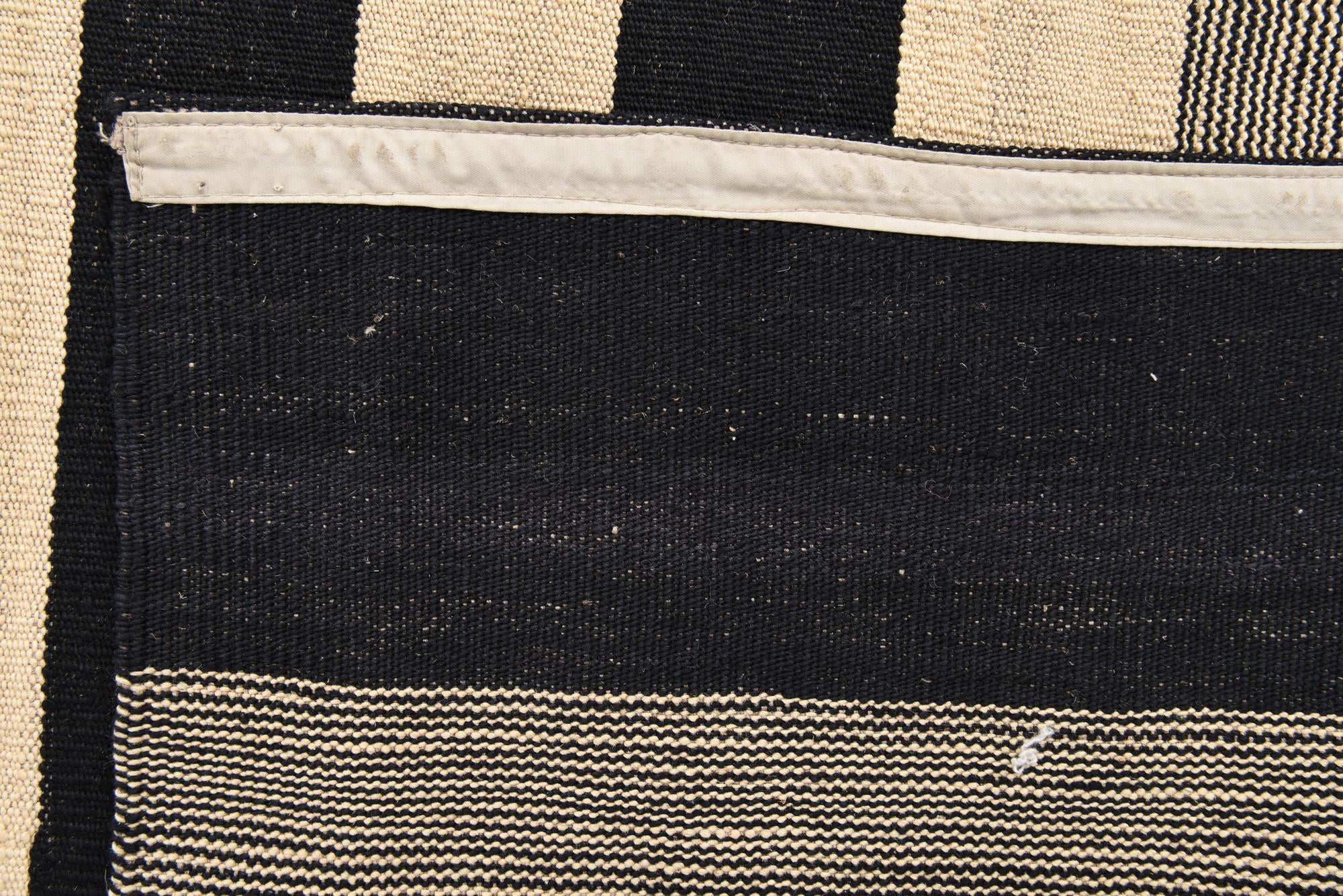 6' x 7' 7 Hand Woven Kilim Modern Wool Rug