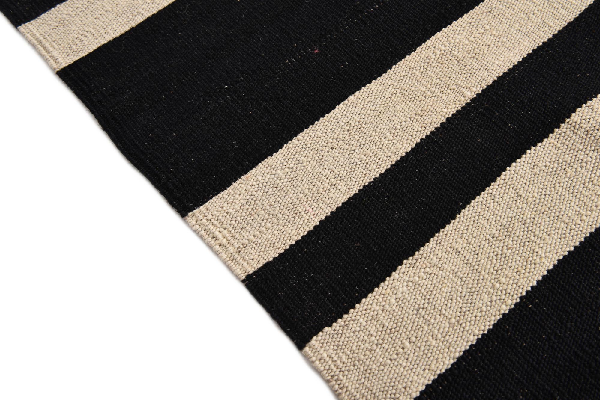 4' 10 x 6' 9 Hand Woven Kilim Modern Wool Rug