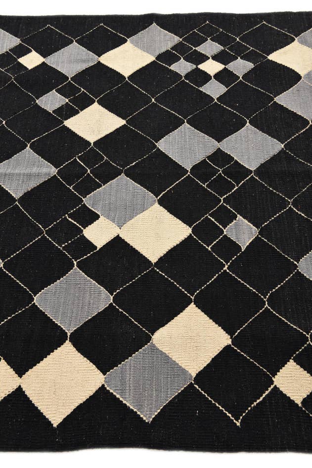 Detail image of 5' 1 x 6' 6 Hand Woven Kilim Modern Wool Rug