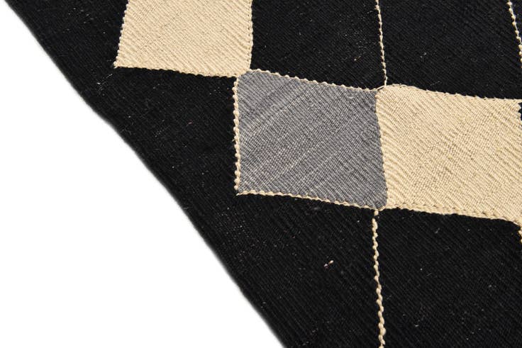 Detail image of 5' 1 x 6' 6 Hand Woven Kilim Modern Wool Rug