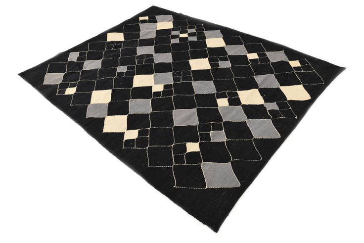 Detail image of 5' 1 x 6' 5 Hand Woven Kilim Modern Wool Rug