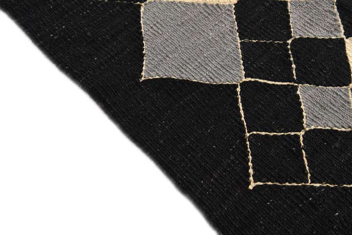 5' 1 x 6' 5 Hand Woven Kilim Modern Wool Rug