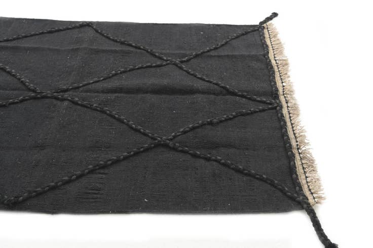 Detail image of 3' 8 x 5' 3 Hand Woven Kilim Modern Wool Rug