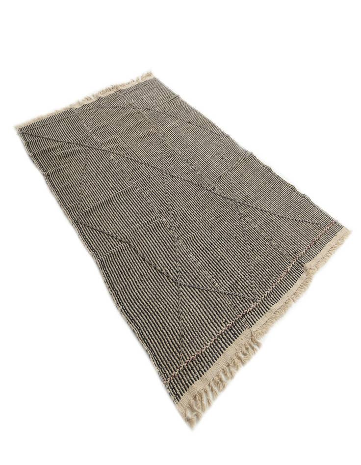 Detail image of 5' 8 x 8' 6  Hand Woven Kilim Modern Wool Rug