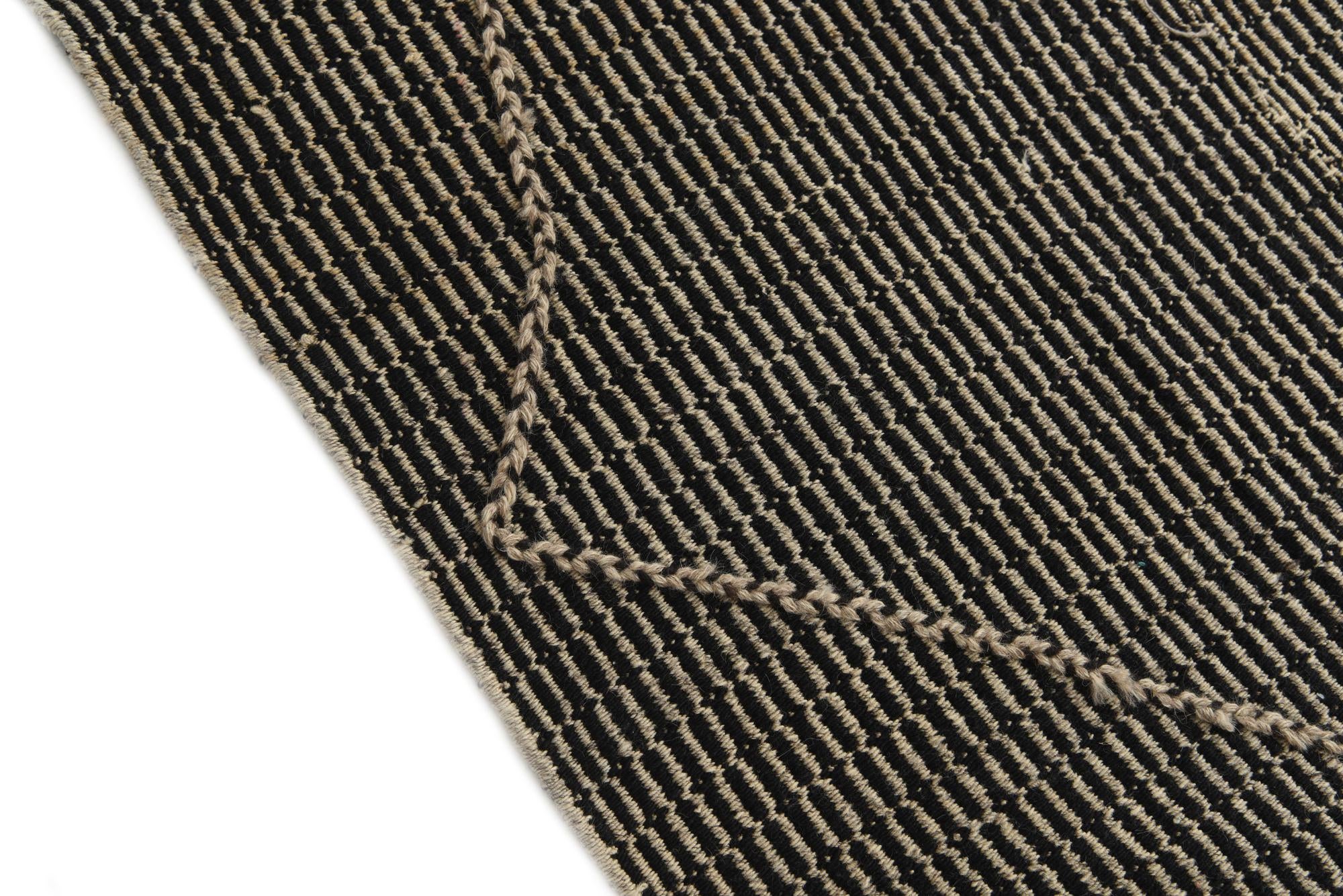 5' 10 x 9' 7 Hand Woven Kilim Modern Wool Rug
