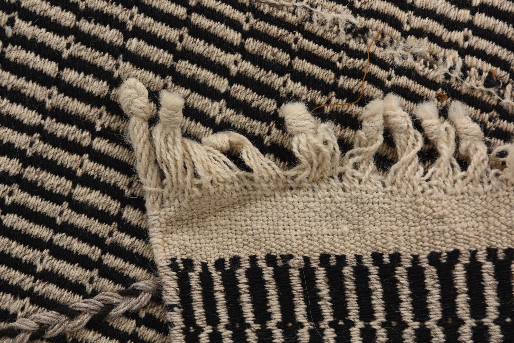 5' 10 x 9' 5 Hand Woven Kilim Modern Wool Rug