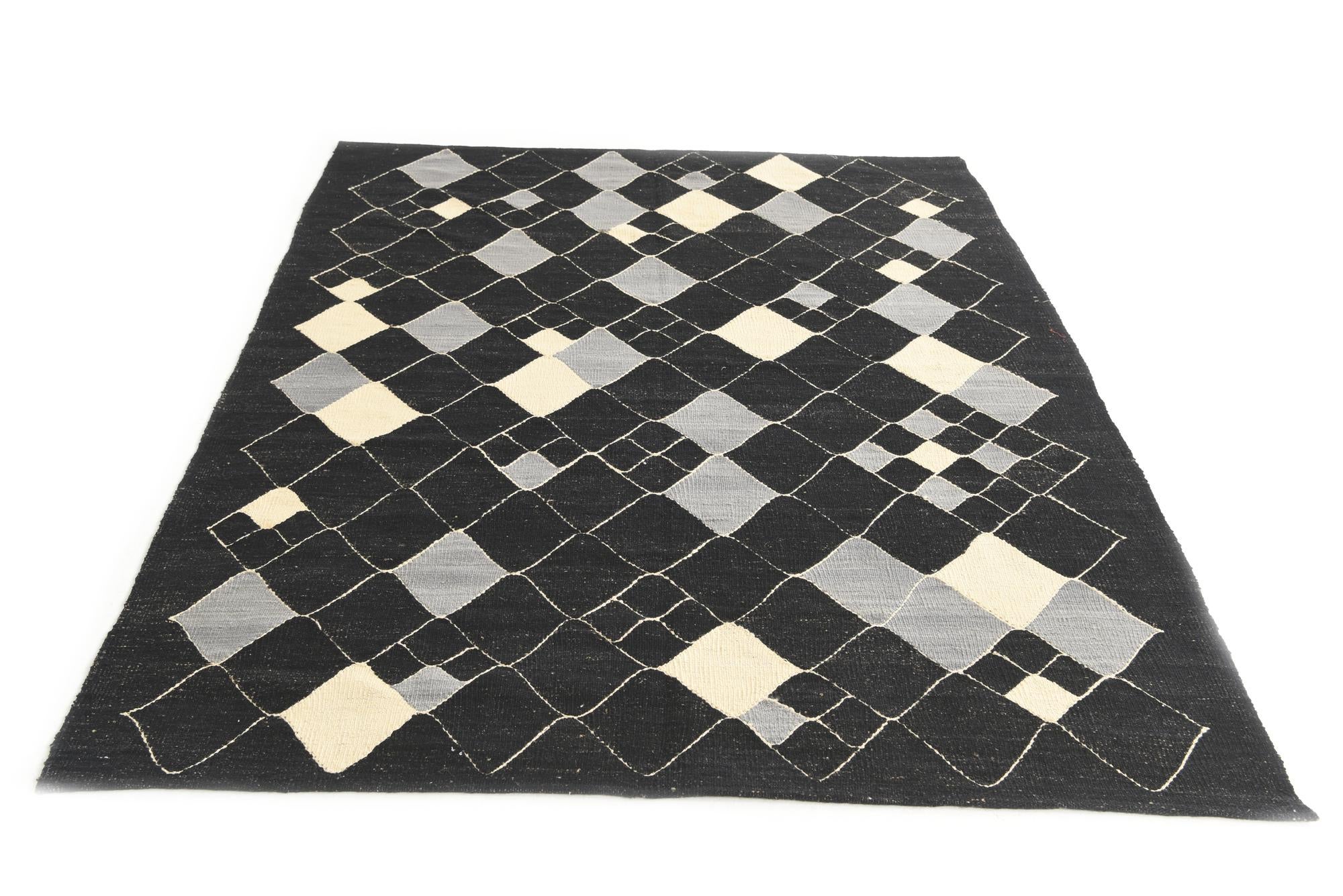 5' x 6' 4 Hand Woven Kilim Modern Wool Rug