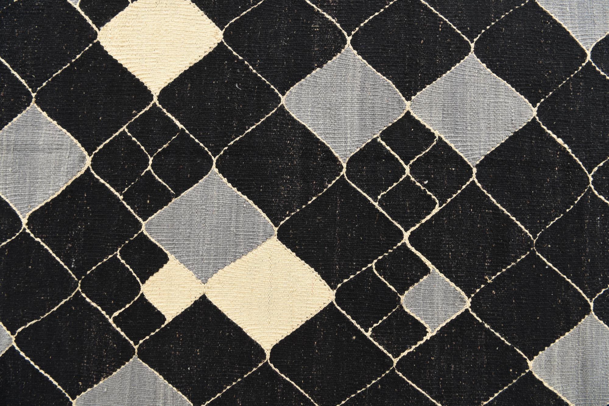 5' x 6' 4 Hand Woven Kilim Modern Wool Rug
