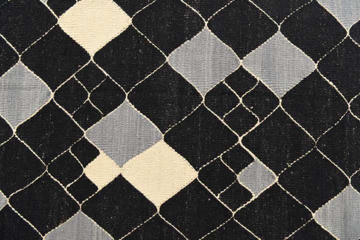 5' x 6' 4 Hand Woven Kilim Modern Wool Rug