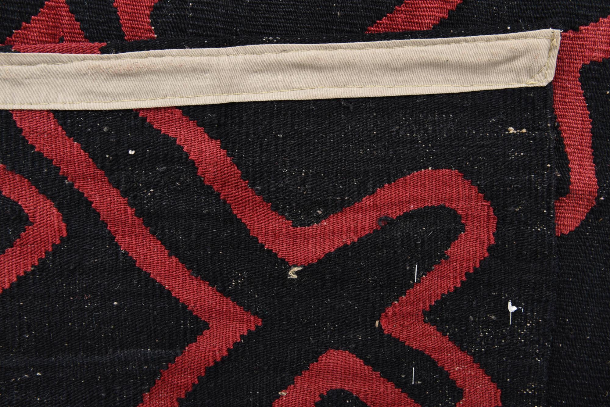 5' 2 x 6' 5 Hand Woven Kilim Modern Wool Rug