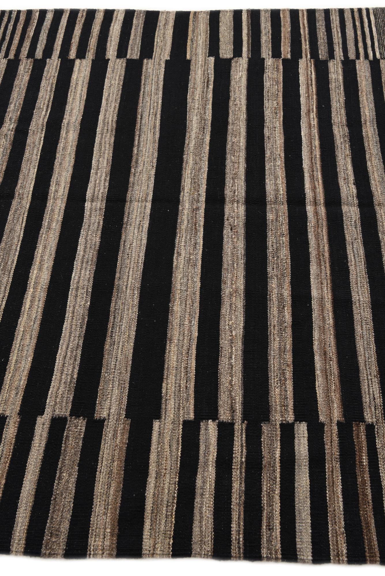 5' 2 x 6' 5 Hand Woven Kilim Modern Wool Rug