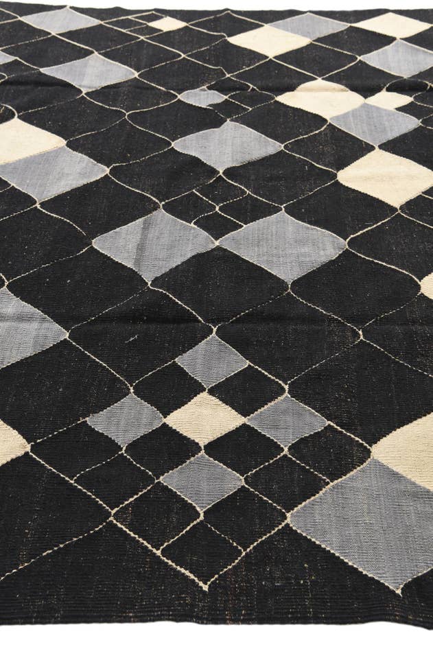 Detail image of 8' 3 x 9' 10 Hand Woven Kilim Modern Wool Rug