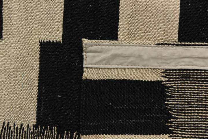6' x 7' 8 Hand Woven Kilim Modern Wool Rug
