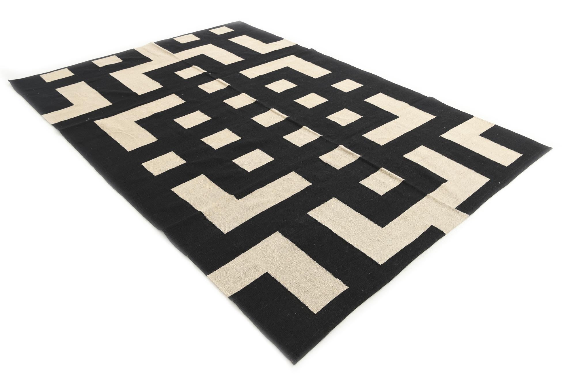 6' 10 x 9' 7 Hand Woven Kilim Modern Wool Rug