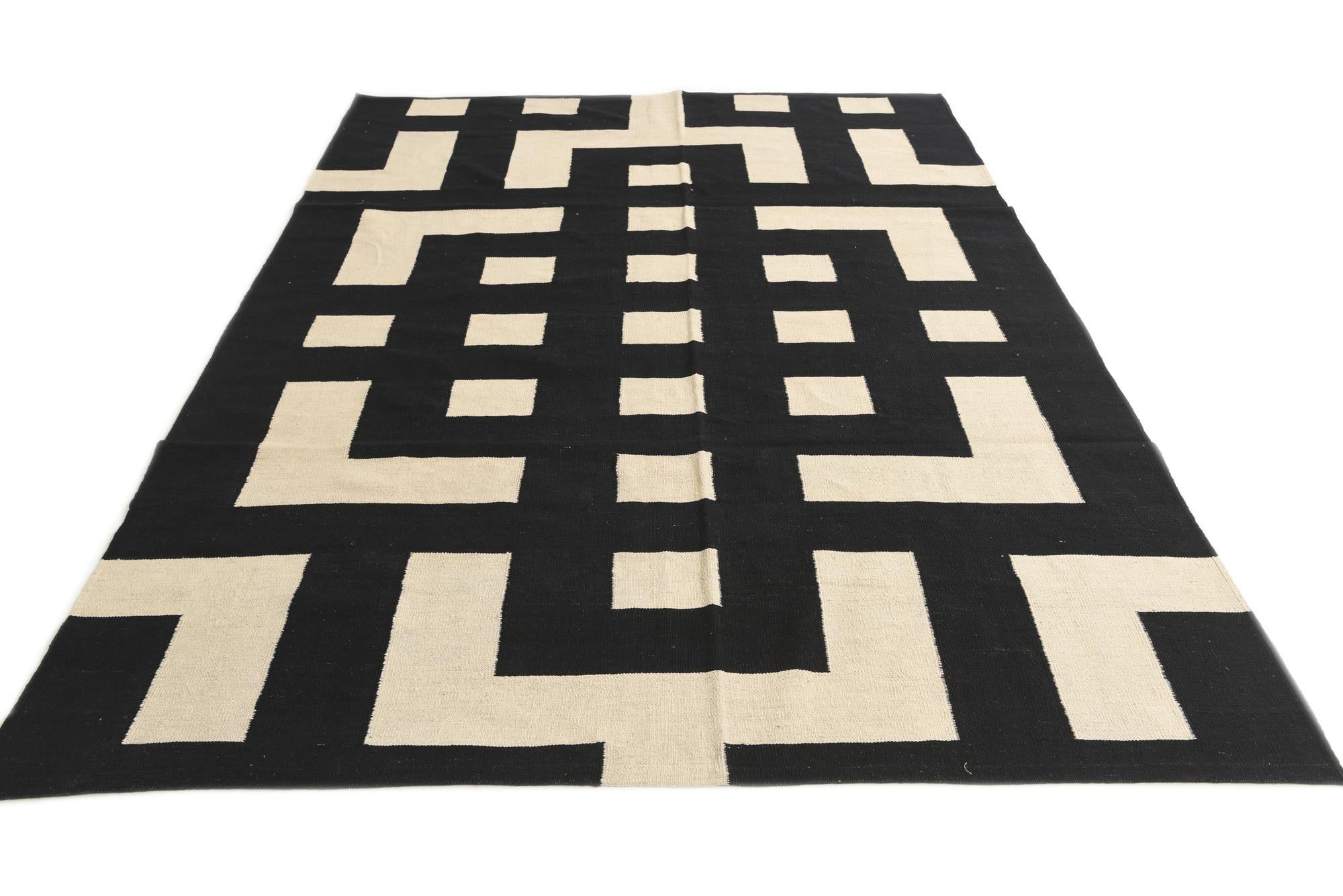 6' 10 x 9' 7 Hand Woven Kilim Modern Wool Rug