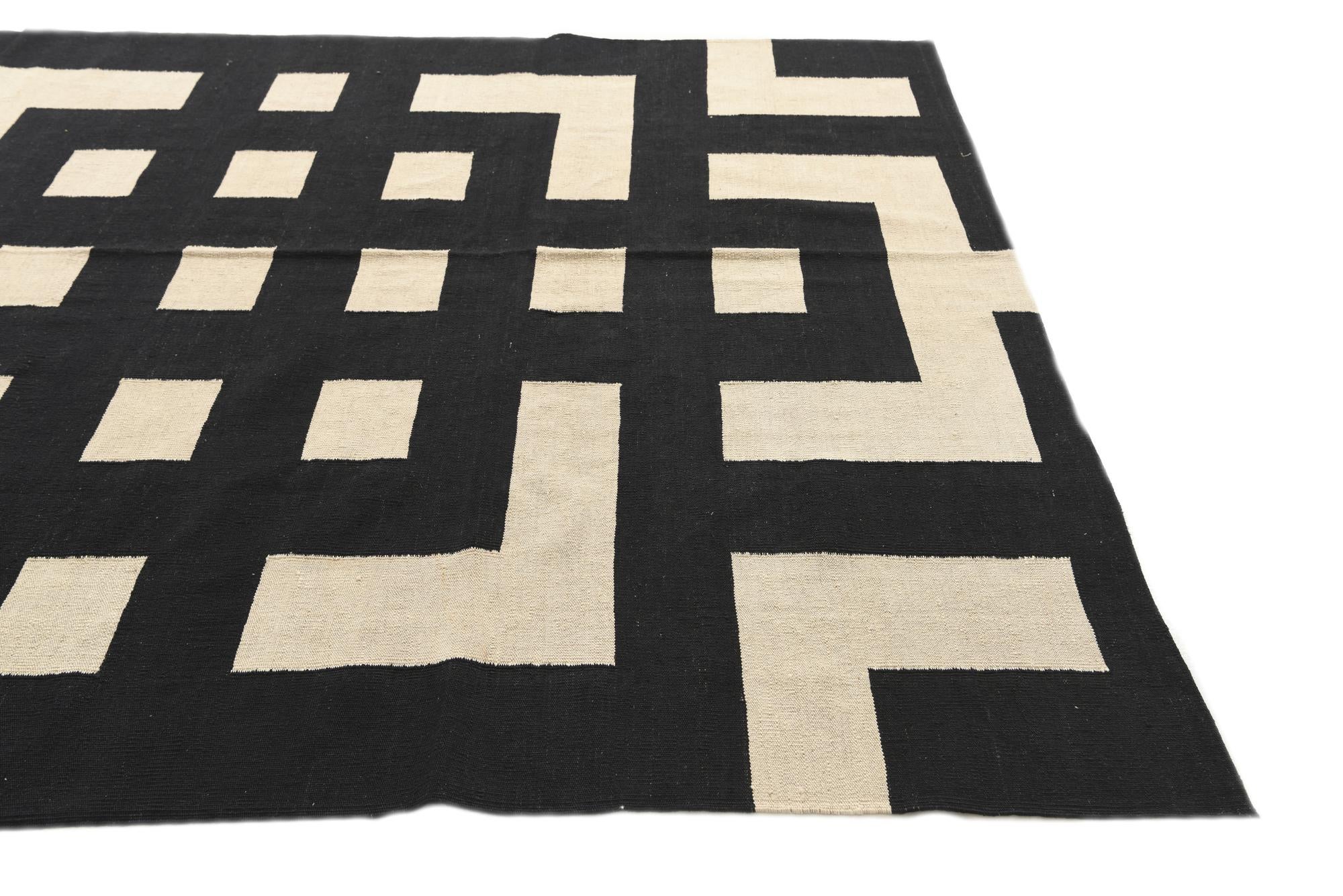 6' 10 x 9' 7 Hand Woven Kilim Modern Wool Rug