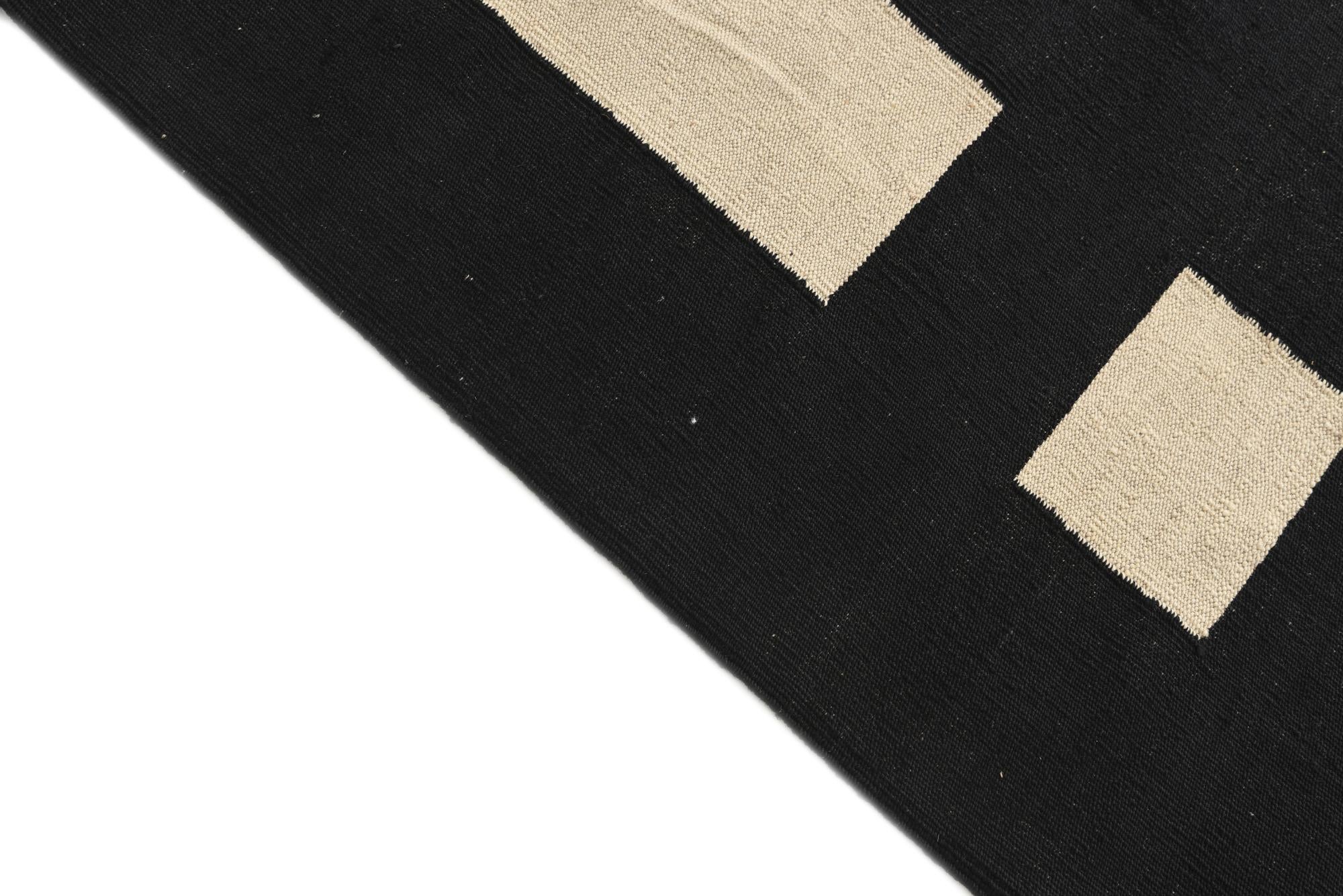 6' 10 x 9' 7 Hand Woven Kilim Modern Wool Rug