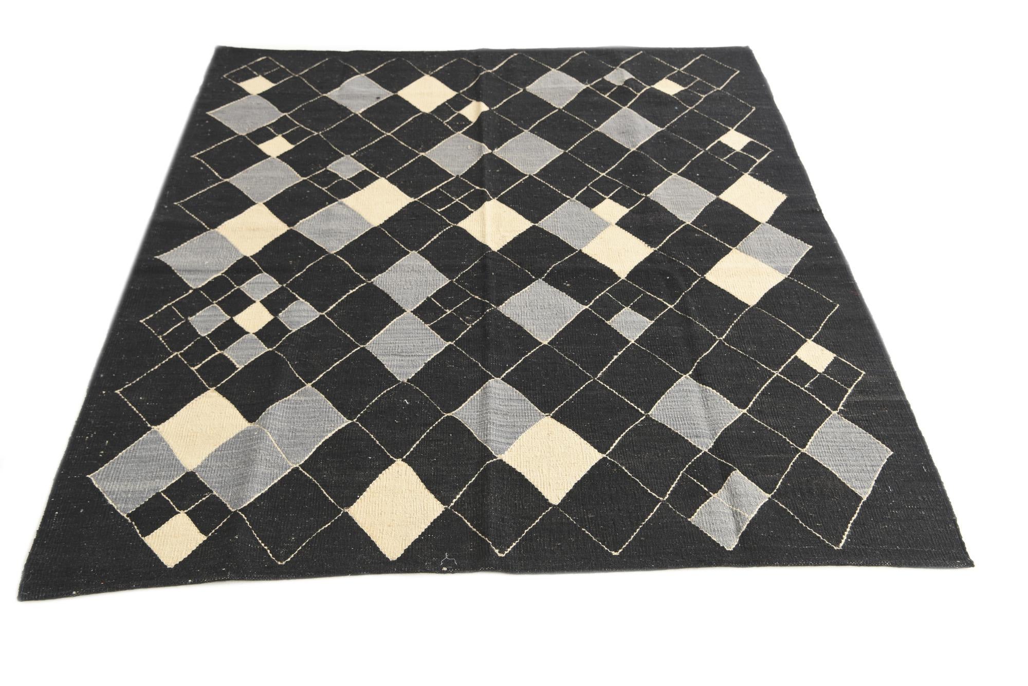 5' 1 x 6' 6 Hand Woven Kilim Modern Wool Rug