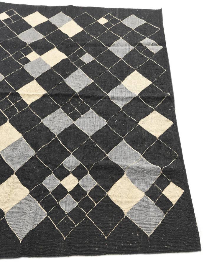 Detail image of 5' 1 x 6' 6  Hand Woven Kilim Modern Wool Rug