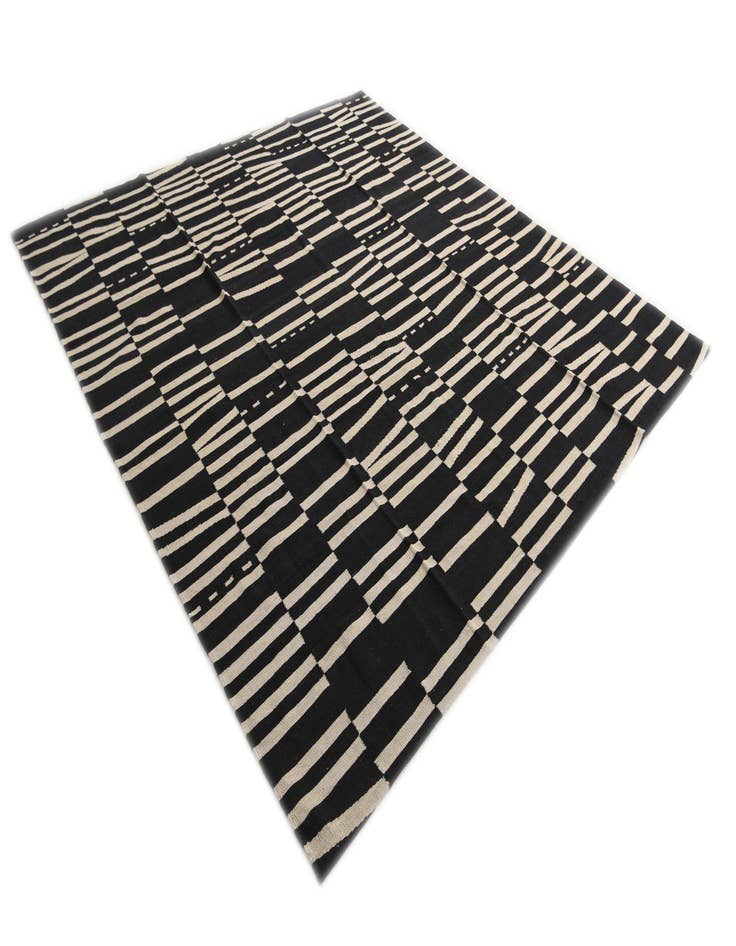 Detail image of 8' 7 x 9' 8  Hand Woven Kilim Modern Wool Rug