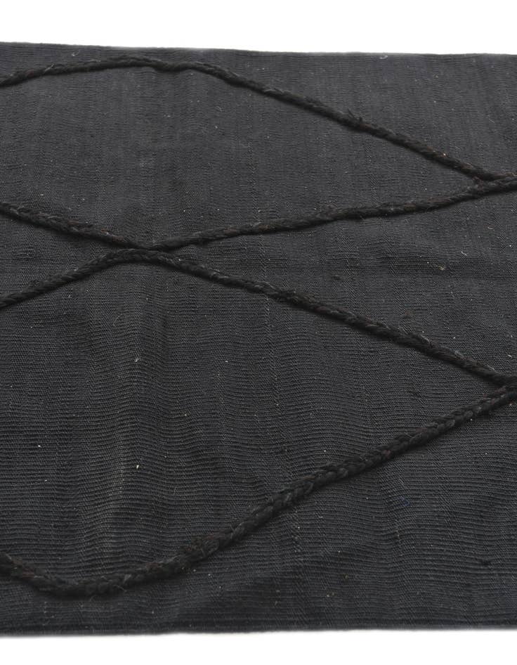 Detail image of 3' 6 x 5' 3  Hand Woven Kilim Modern Wool Rug