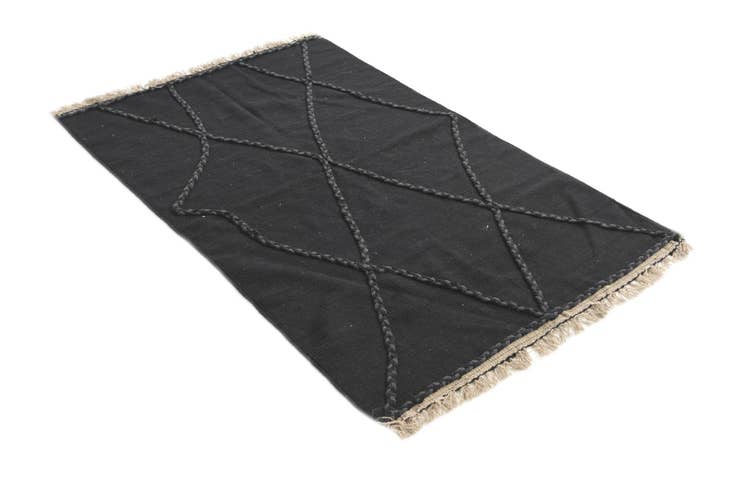 Detail image of 3' 5 x 5' 4 Hand Woven Kilim Modern Wool Rug