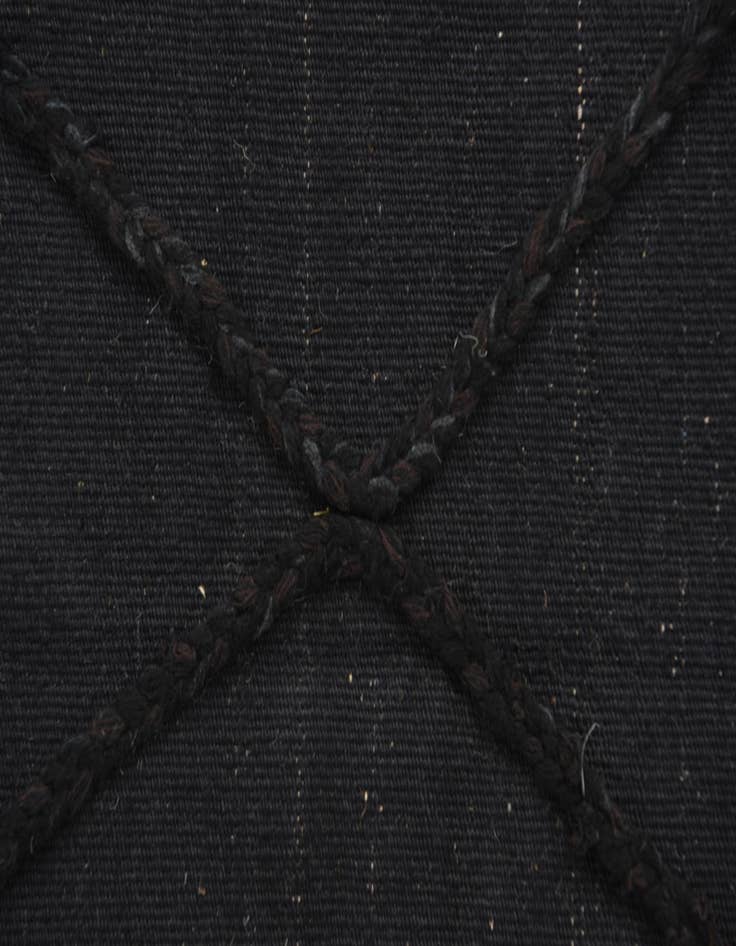 Detail image of 3' 6 x 5' 3  Hand Woven Kilim Modern Wool Rug