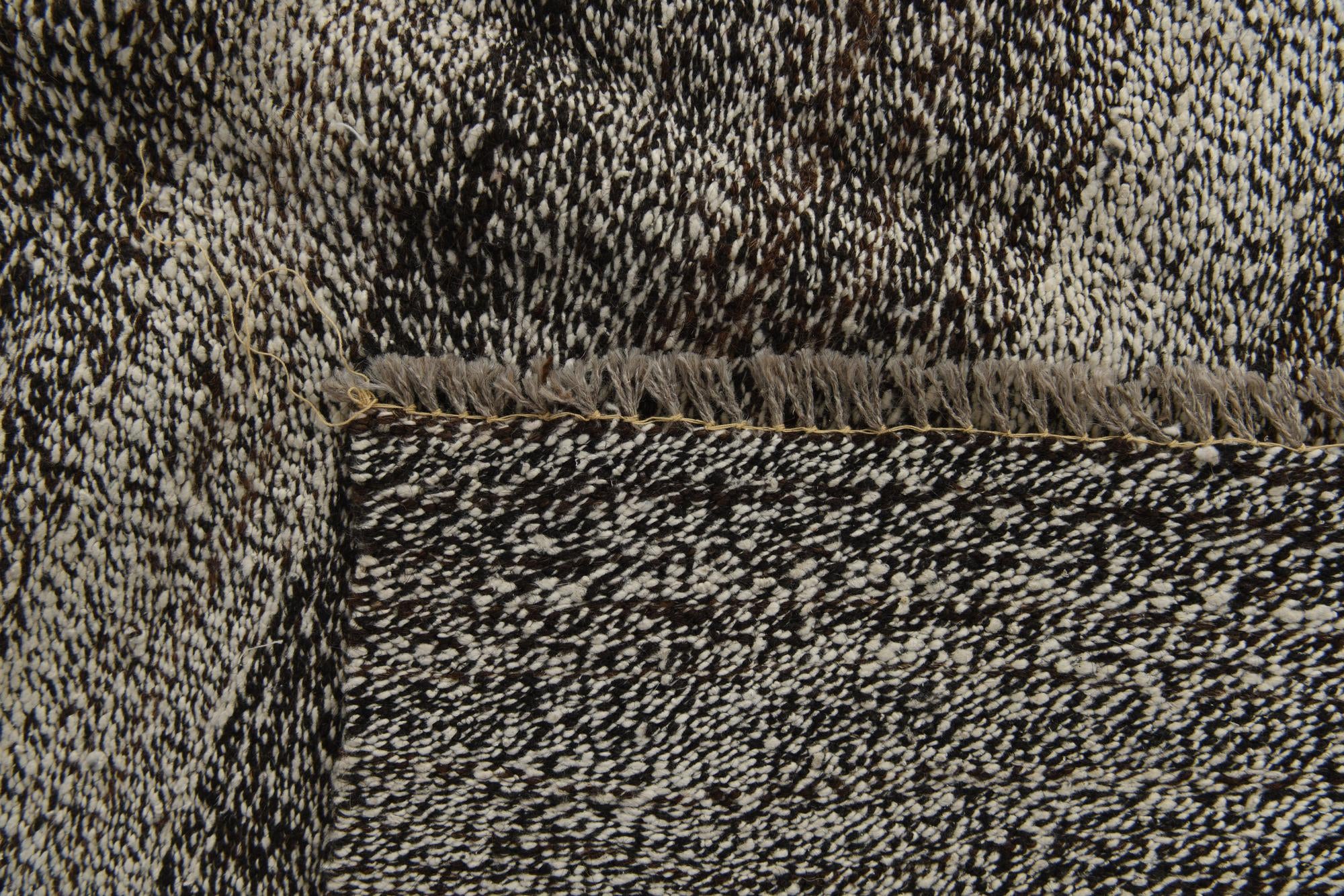 8' 6 x 9' 5 Hand Woven Kilim Modern Wool Rug