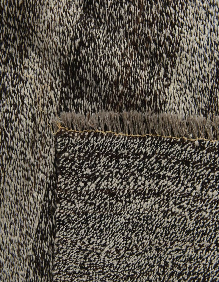 Detail image of 8' 6 x 9' 5  Hand Woven Kilim Modern Wool Rug