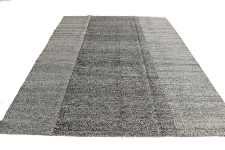 Detail image of 9' 1 x 11' 3 Hand Woven Kilim Modern Wool Rug