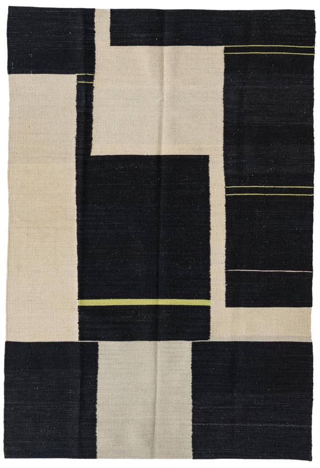 Detail image of 4' x 5' 10 Hand Woven Kilim Modern Wool Rug