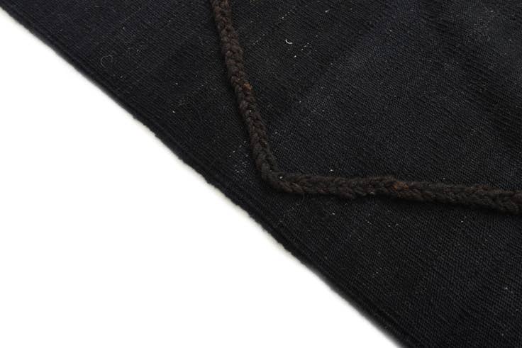 Detail image of 5' 8 x 7' 10 Hand Woven Kilim Modern Wool Rug