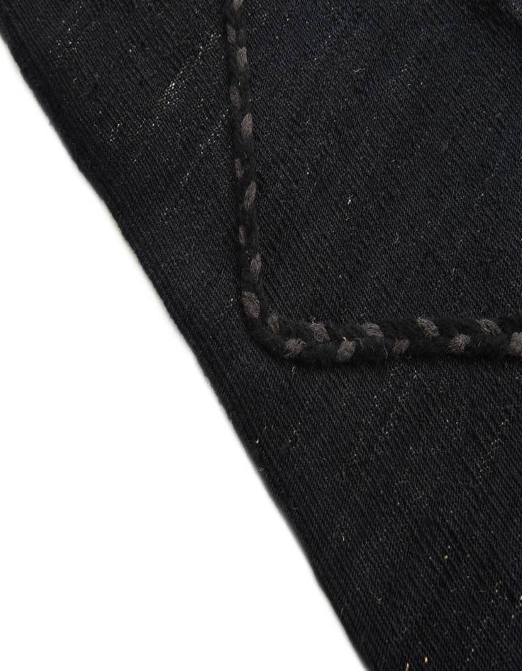 Detail image of 4' 4 x 6' Hand Woven Kilim Modern Wool Rug