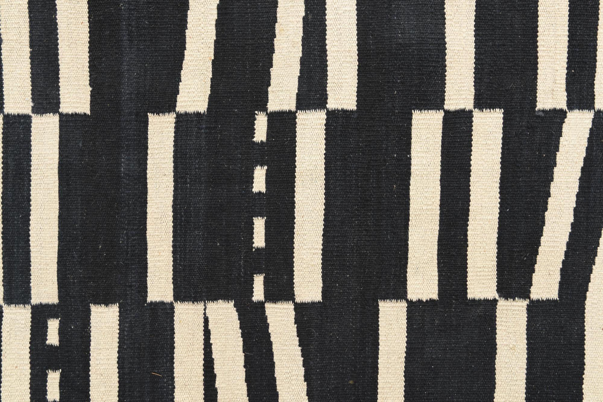 8' 7 x 9' 10 Hand Woven Kilim Modern Wool Rug