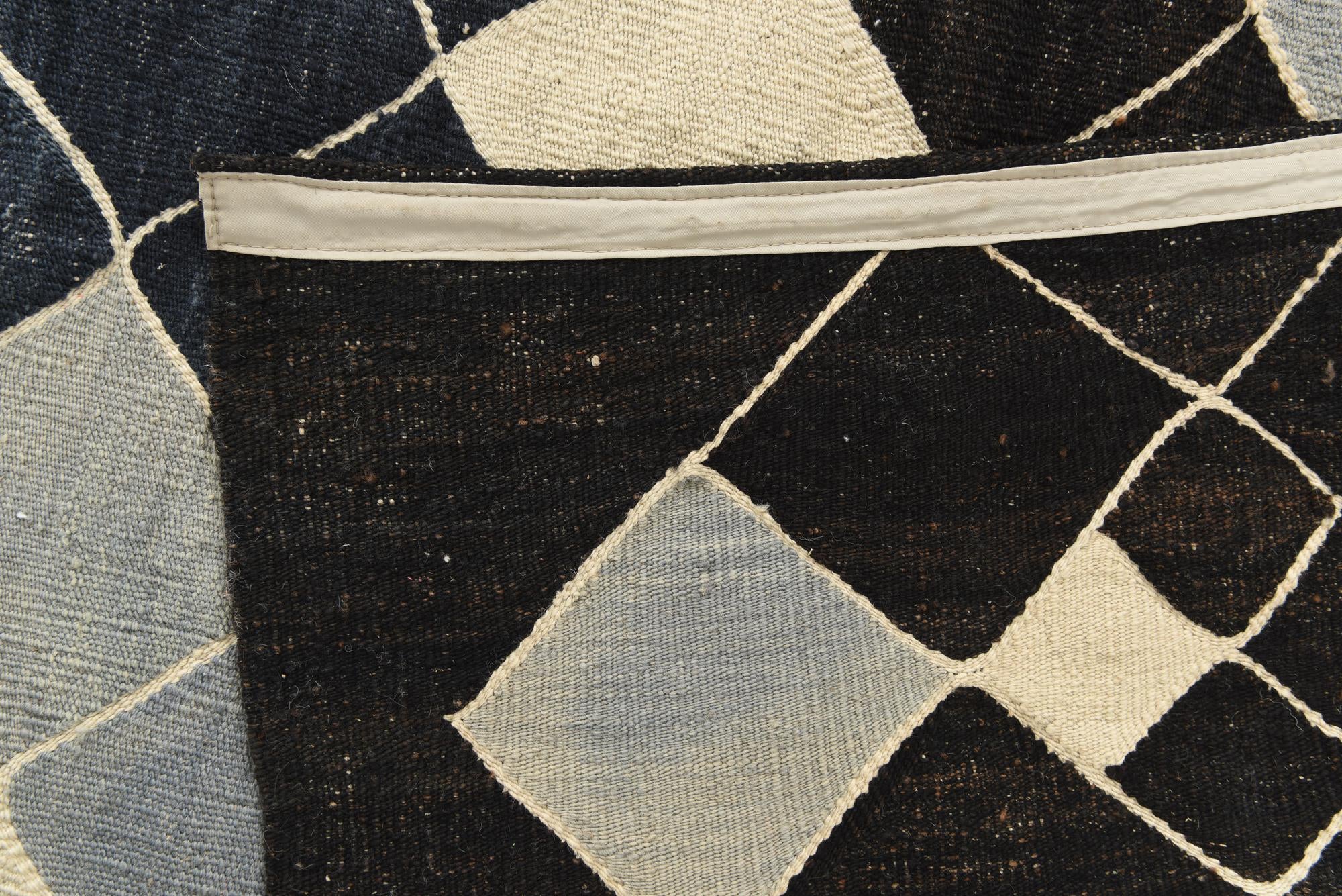 7' 10 x 9' 4 Hand Woven Kilim Modern Wool Rug