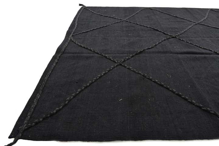 5' 7 x 7' 10 Hand Woven Kilim Modern Wool Rug