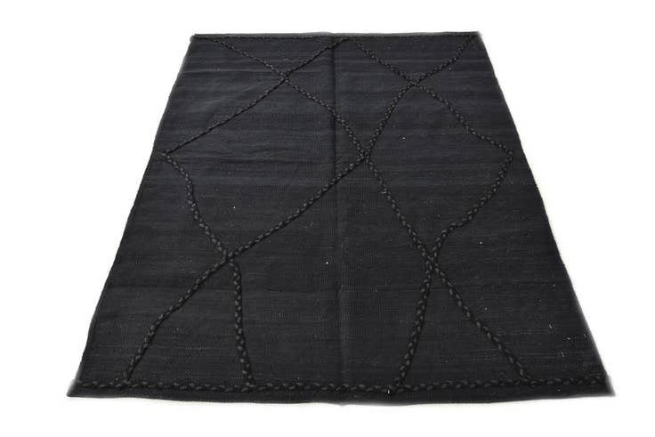 Detail image of 4' 4 x 5' 11 Hand Woven Kilim Modern Wool Rug