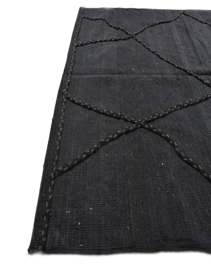 Detail image of 4' 4 x 5' 11  Hand Woven Kilim Modern Wool Rug