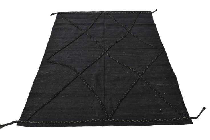 Detail image of 4' 3 x 5' 10 Hand Woven Kilim Modern Wool Rug