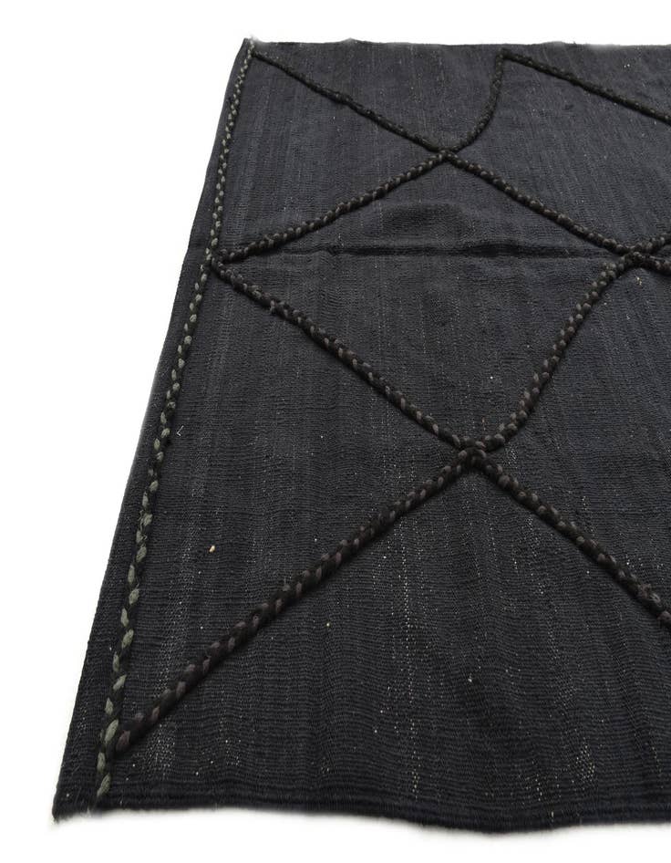 Detail image of 4' 3 x 5' 10 Hand Woven Kilim Modern Wool Rug
