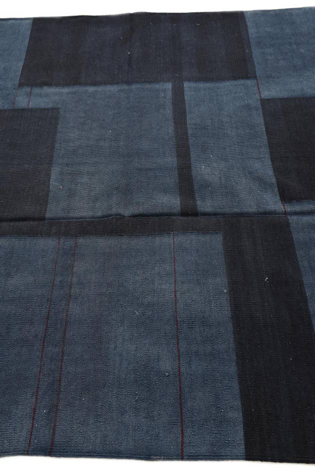 Detail image of 5' 10 x 7' 8 Hand Woven Kilim Modern Wool Rug