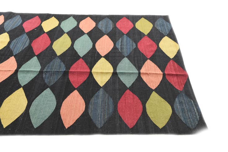 Detail image of 5' 8 x 7' 10 Hand Woven Kilim Modern Wool Rug