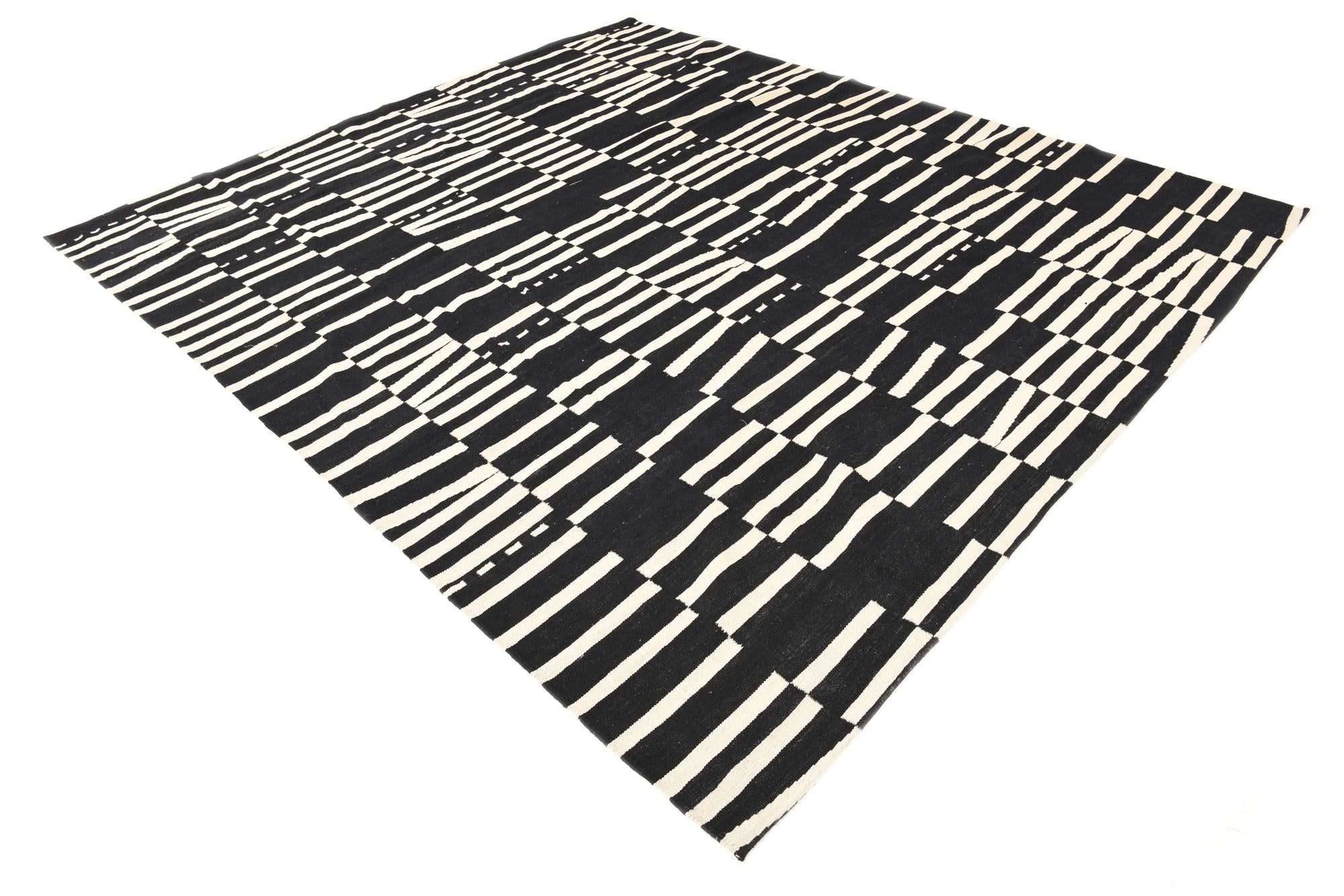 8' 5 x 9' 8 Hand Woven Kilim Modern Wool Rug