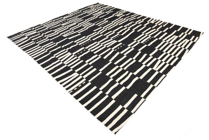 8' 5 x 9' 8 Hand Woven Kilim Modern Wool Rug