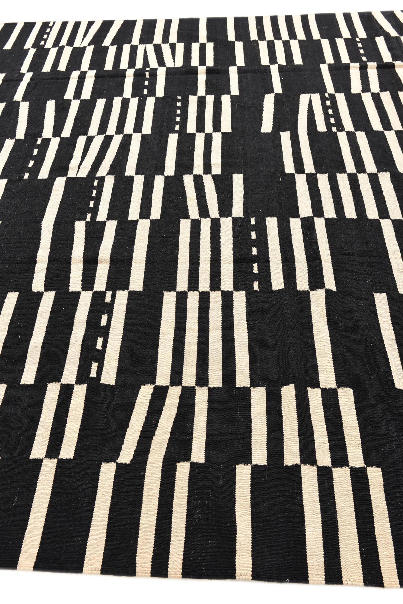 8' 5 x 9' 8 Hand Woven Kilim Modern Wool Rug