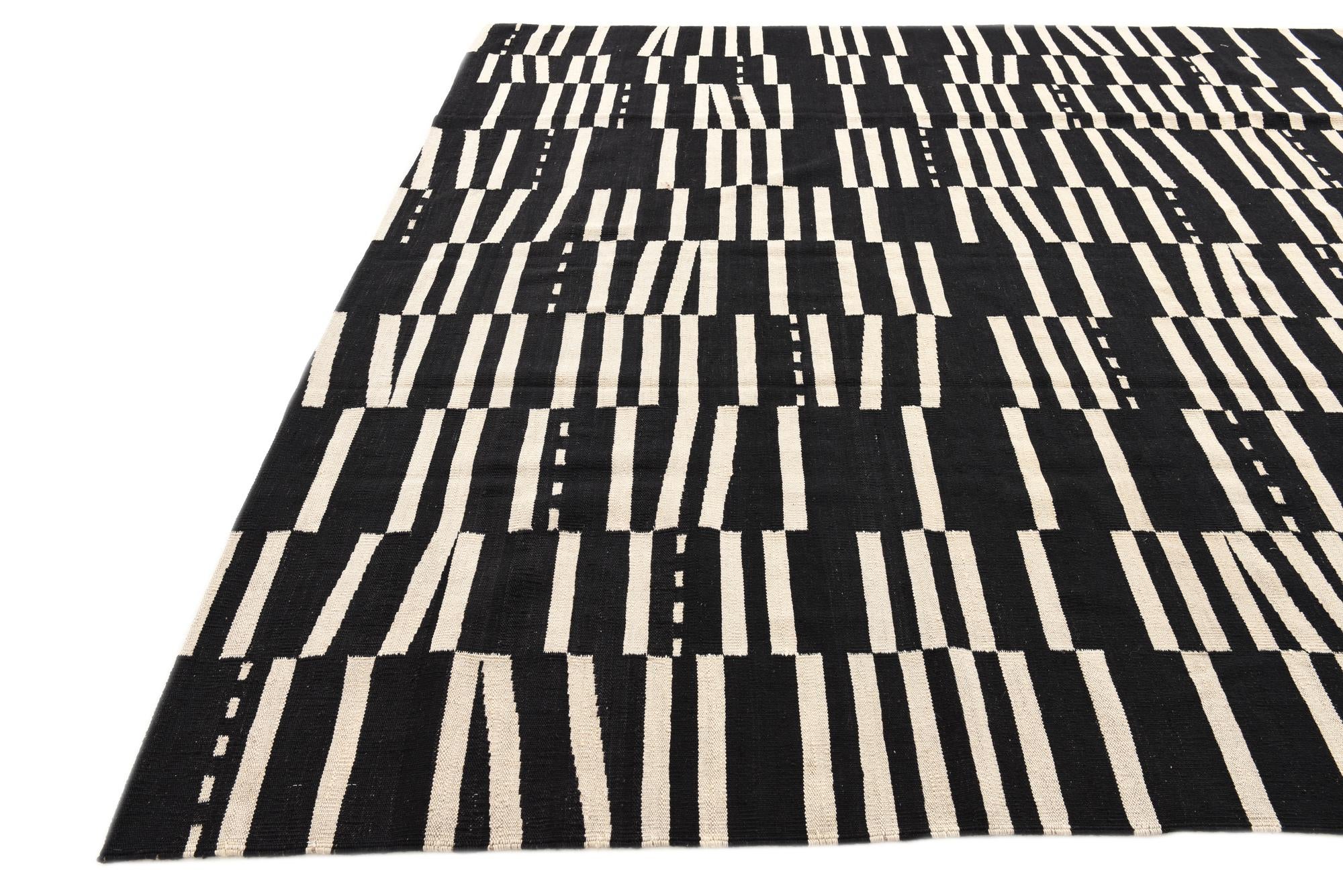 8' 4 x 9' 8 Hand Woven Kilim Modern Wool Rug