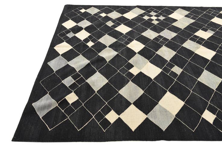 Detail image of 6' 10 x 9' 7 Hand Woven Kilim Modern Wool Rug