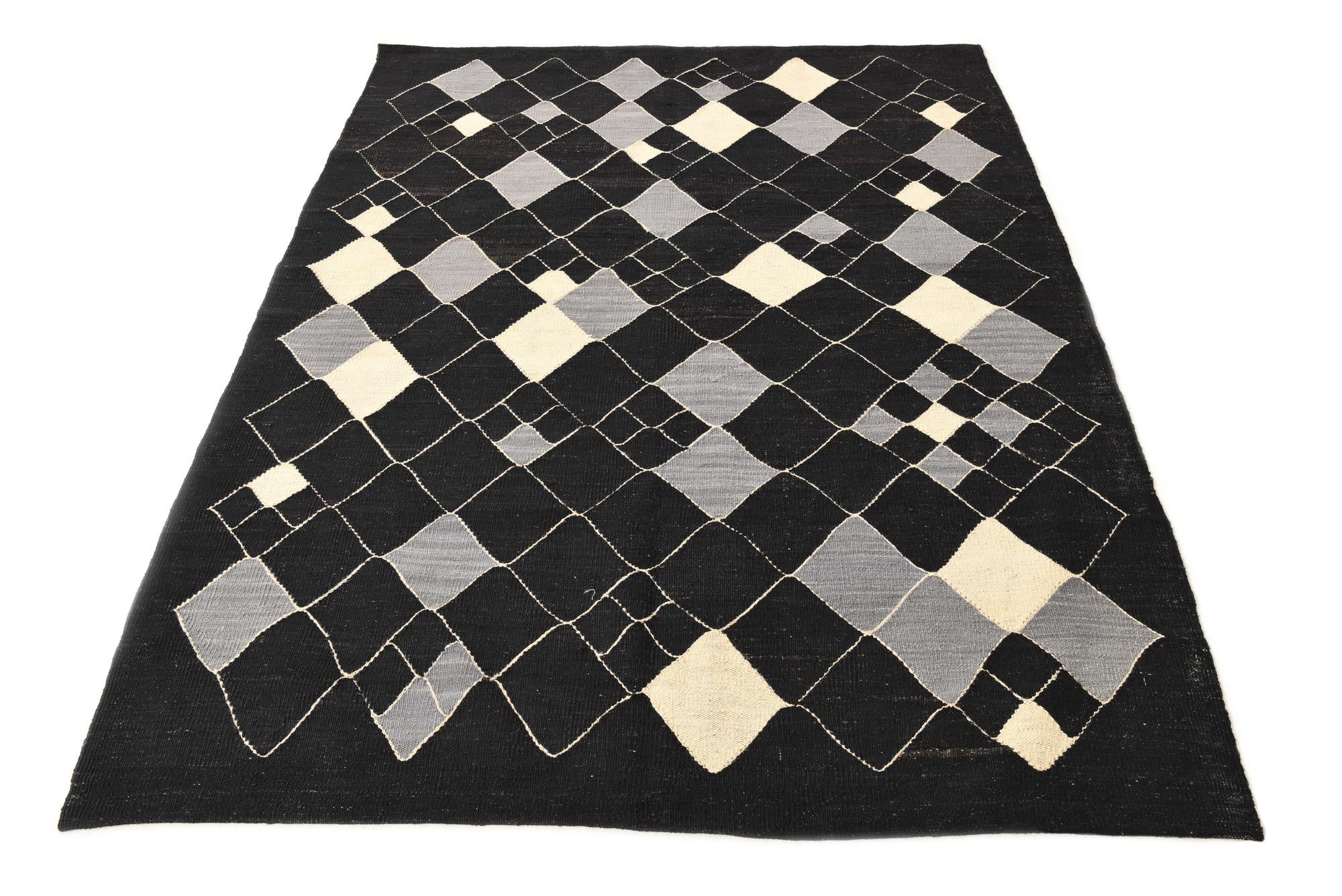 5' x 6' 6 Hand Woven Kilim Modern Wool Rug